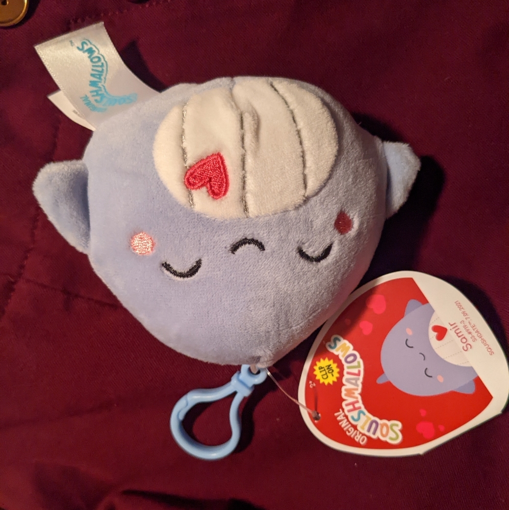 Samir the Valentine's day Whale squishmallow clip